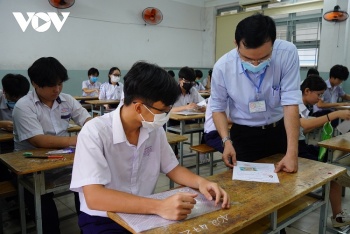 Sáng nay (9/6), hơn 129.000 thí sinh Hà Nội làm thủ tục dự thi lớp 10 THPT công lập