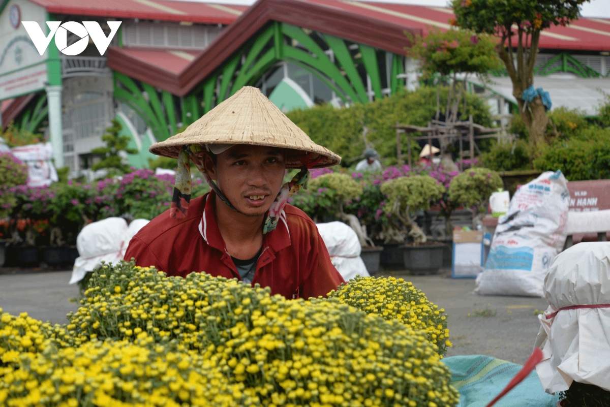 lang hoa lon nhat mien tay va hanh trinh giu gin net truyen thong hinh anh 7