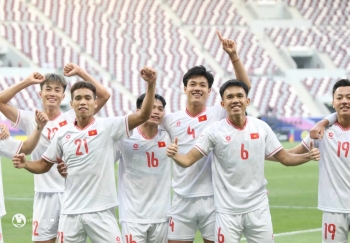 U23 Việt Nam 2-0 U23 Malaysia: Mơ về Olympic giữa hiện thực nhức nhối