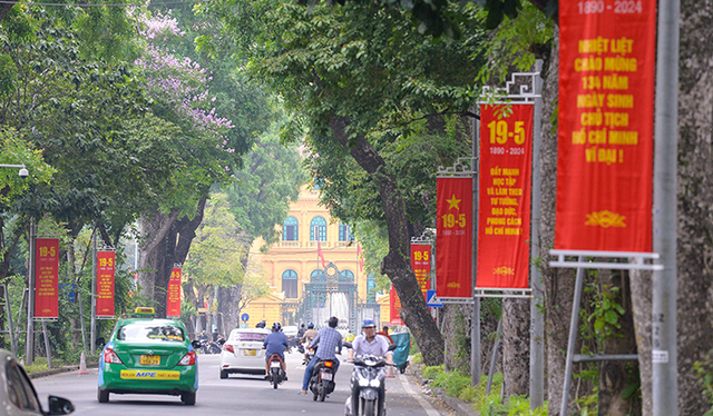 Kỷ niệm 134 năm ngày sinh Chủ tịch Hồ Chí Minh - Ảnh 1.
