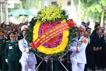Hơn 1.560 đoàn đã đến viếng Tổng Bí thư Nguyễn Phú Trọng