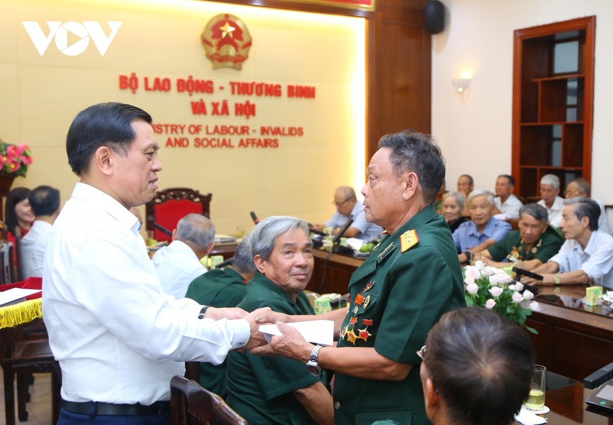 Chăm lo, thực hiện tốt công tác đền ơn đáp nghĩa đối với người có công với cách mạng