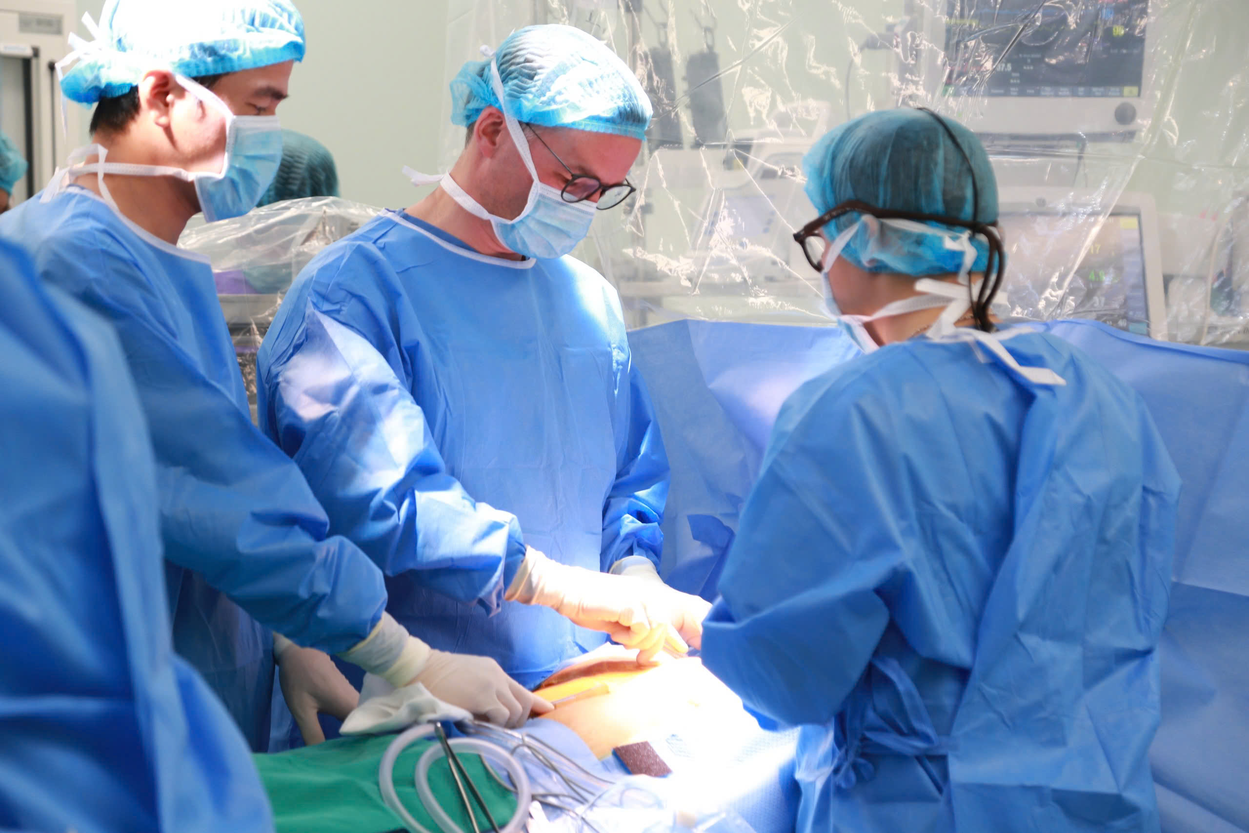 Lần đầu tiên tại Việt Nam: Cấy ghép thành công tim nhân tạo bán phần thế hệ thứ 3 - Ảnh 5.