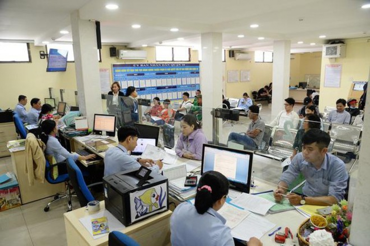 Bộ Nội vụ đề xuất bổ sung quy định, đối với các phòng thuộc sở của Hà Nội, TP. HCM