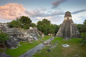 Thứ lạ lùng nhất thành cổ Maya: như "xuyên không" từ thời hiện đại