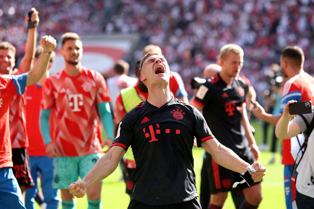 Bayern Munich giành chức vô địch Bundesliga kịch tính trước Dortmund   - Ảnh 1.