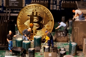 Bitcoin bị bán tháo, lao dốc không phanh: Vì đâu nên nỗi?