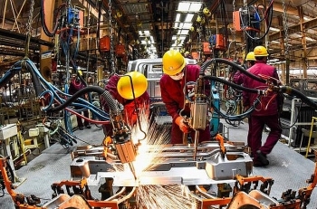 Việt Nam trong nhóm tăng trưởng kinh tế nhanh nhất thế giới