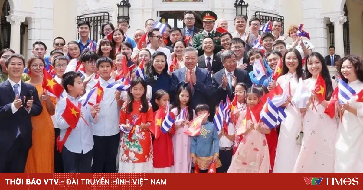 Tổng Bí thư, Chủ tịch nước Tô Lâm thăm Đại sứ quán và cộng đồng người Việt Nam tại Cuba