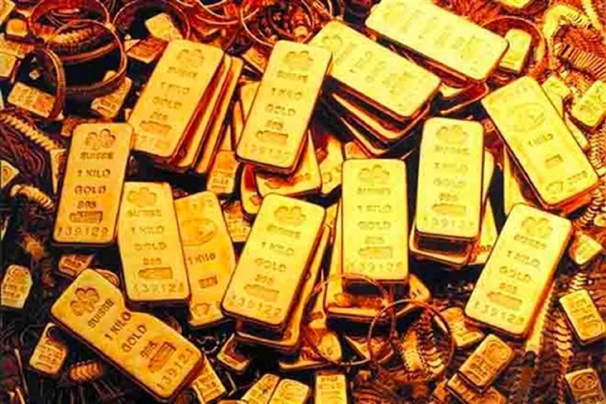 Giá vàng trong nước tiếp tục tăng, ngược chiều với vàng thế giới. (Ảnh: KT)