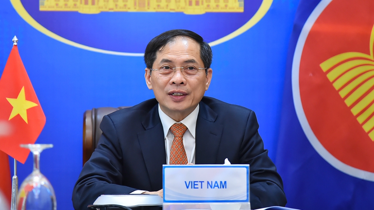 Bộ trưởng Bộ Ngoại giao Bùi Thanh Sơn nhấn mạnh tầm quan trọng các tiểu vùng trong sự phát triển và tăng trưởng bền vững.