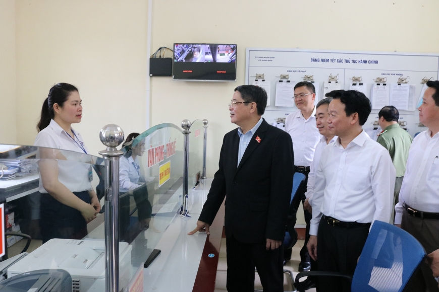 Đồng chí Nguyễn Đức Hải - Ủy viên Ban chấp hành TW Đảng – Phó Chủ tịch Quốc hội kiểm tra công tác bầu cử tại Yên Bái