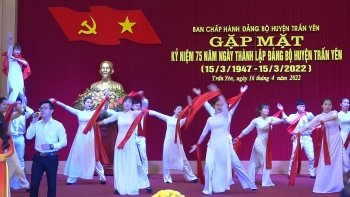 Gặp mặt kỷ niệm 75 năm ngày thành lập  Đảng bộ huyện Trấn Yên