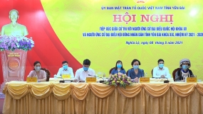 Các ứng cử viên đại biểu Quốc hội khóa XV và ứng cử viên đại biểu HĐND tỉnh Yên Bái khóa XIX tiếp xúc cử tri thị xã Nghĩa Lộ