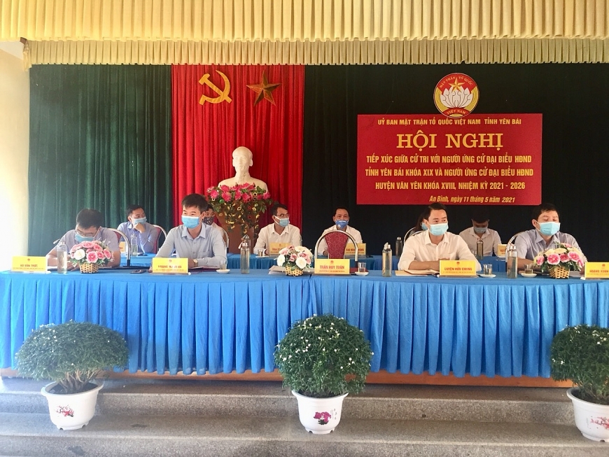 Chủ tịch UBND tỉnh Trần Huy Tuấn tiếp xúc cử tri các xã An Bình, Lâm Giang huyện Văn Yên