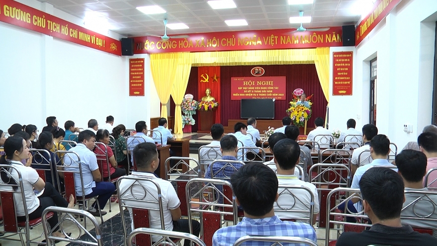 Bí thư Tỉnh ủy Đỗ Đức Duy dự Hội nghị gặp mặt đảng viên đang công tác tại Chi bộ 14, phường Đồng Tâm