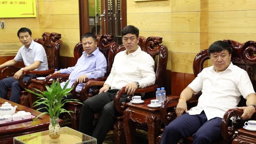 Chủ tịch UBND tỉnh Yên Bái chào xã giao Tổng Lãnh sự quán Việt Nam khu vực Bắc Lào