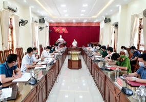 Bí thư Tỉnh ủy Đỗ Đức Duy kiểm tra công tác chuẩn bị bầu cử và phòng chống dịch tại huyện Trấn Yên