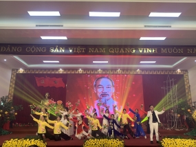 Gặp mặt kỷ niệm 75 năm ngày thành lập Đảng bộ huyện Yên Bình