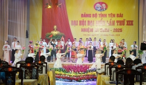 Tổng duyệt các chương trình văn nghệ tại Đại hội  Đảng bộ tỉnh thứ XIX