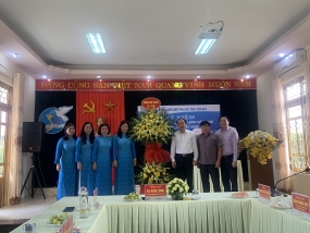 Thường trực Tỉnh ủy chúc mừng Hội LH Phụ nữ tỉnh nhân kỷ niệm ngày Phụ nữ Việt Nam