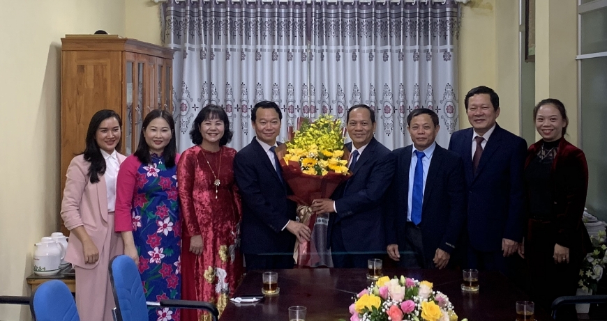 Bí Thư tỉnh ủy Đỗ Đức Duy chúc mừng ngành Giáo dục nhân ngày Nhà giáo Việt Nam