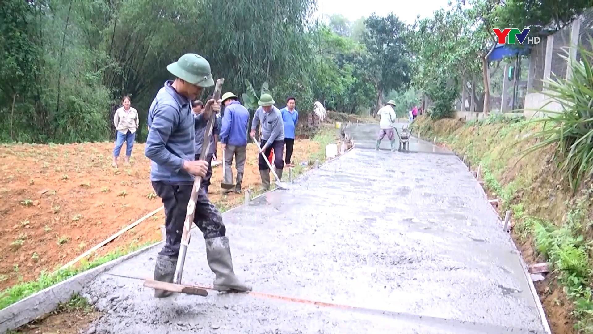 Yên Bình đẩy nhanh tiến độ kiên cố hóa đường giao thông nông thôn