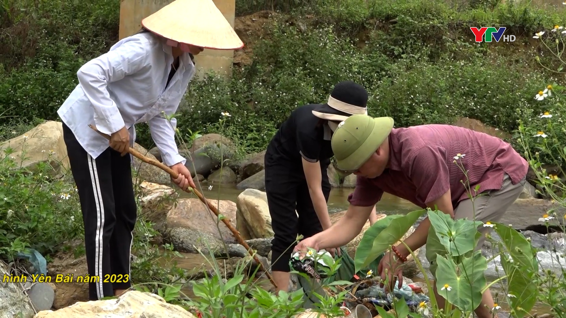 Thu gom rác thải - Hành trình bền vững