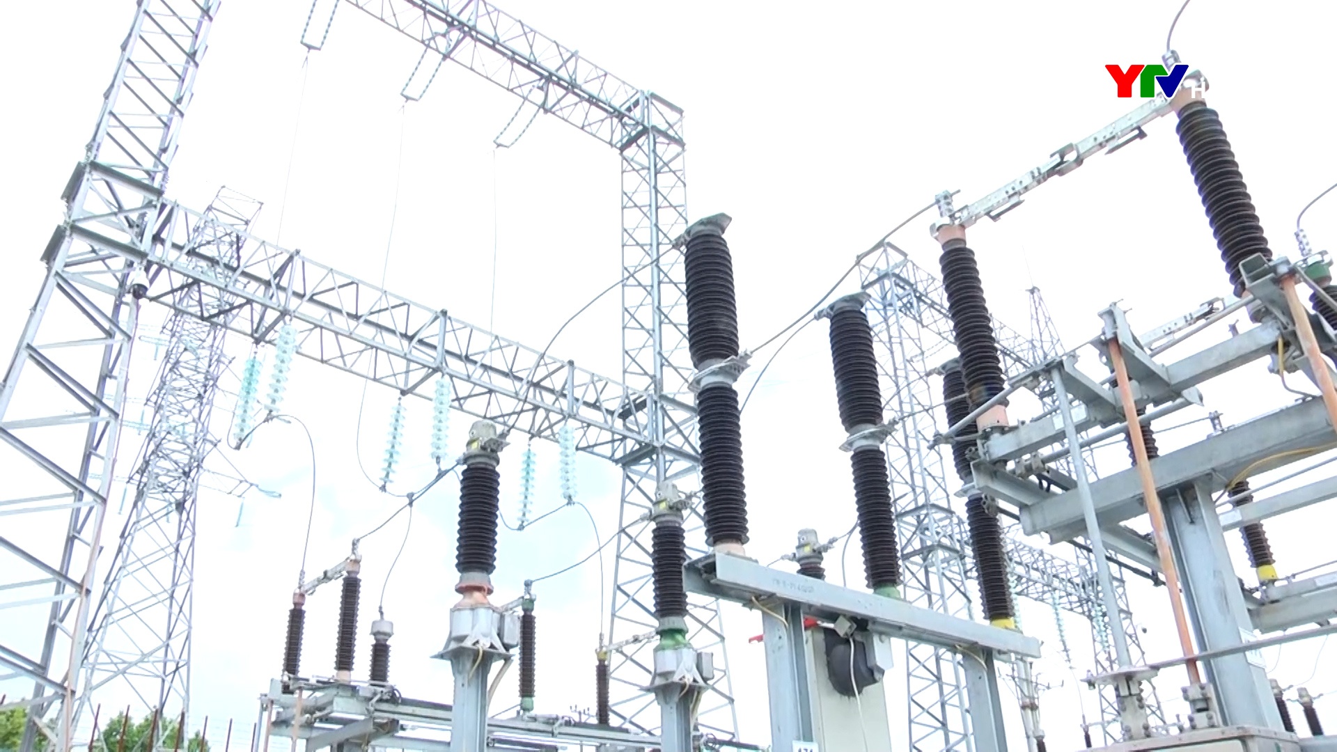 Công ty Điện lực Yên Bái đóng điện dự án “Xuất tuyến 22 kV sau trạm biến áp 110 kV Yên Bái 2”