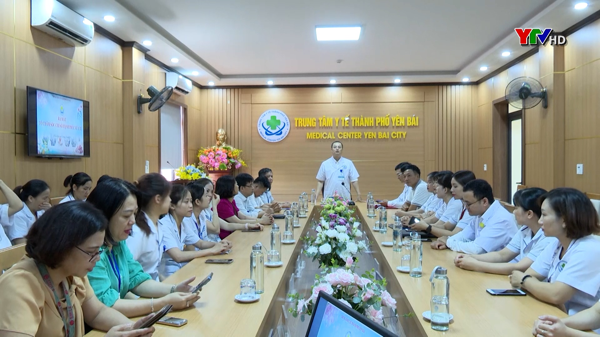 Trung tâm Y tế thành phố Yên Bái ra mắt Tổ Chăm sóc chỉ số hạnh phúc về y tế