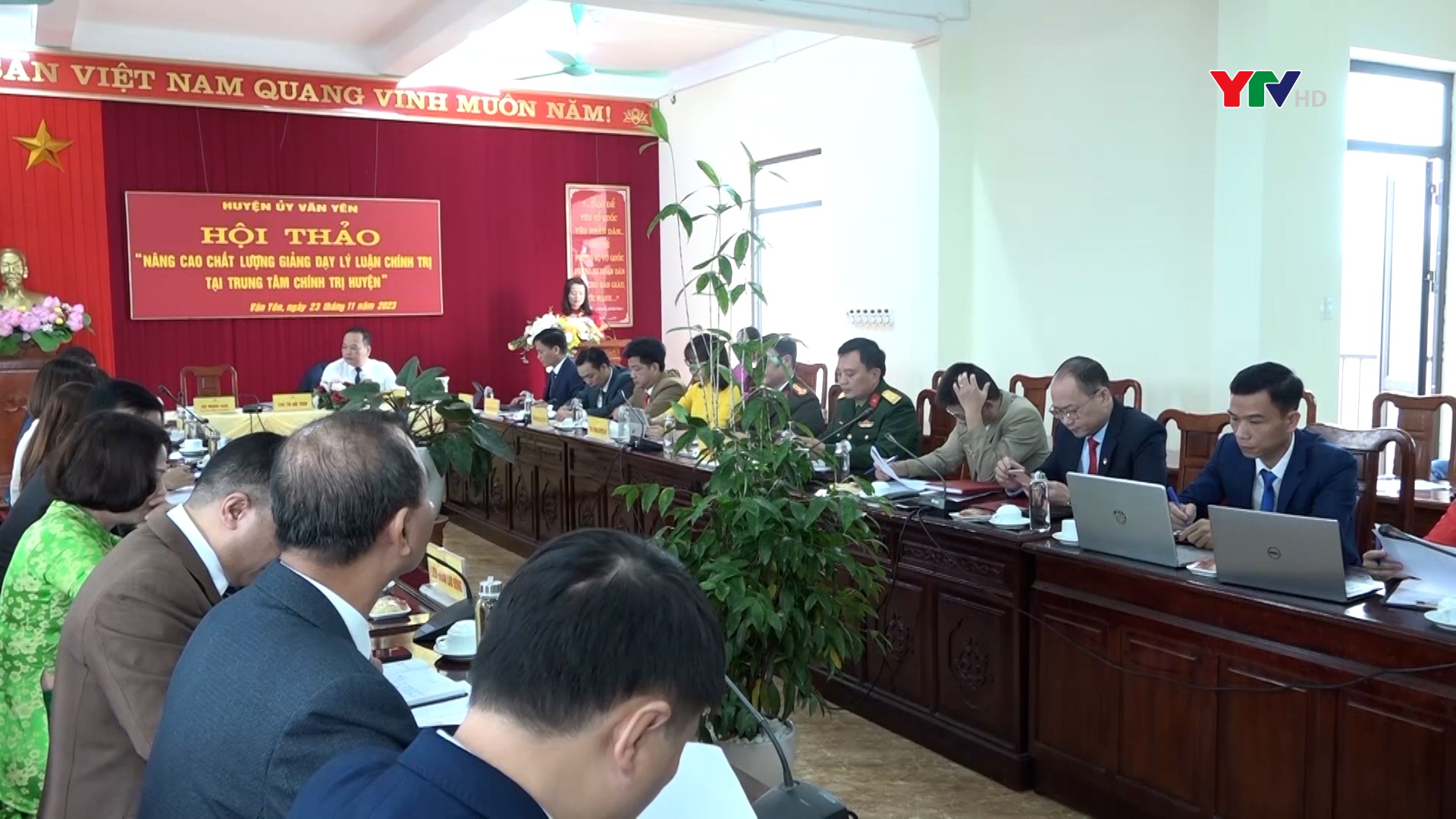 Văn Yên: Hội thảo "Nâng cao chất lượng giảng dạy lý luận chính trị tại Trung tâm Chính trị huyện"