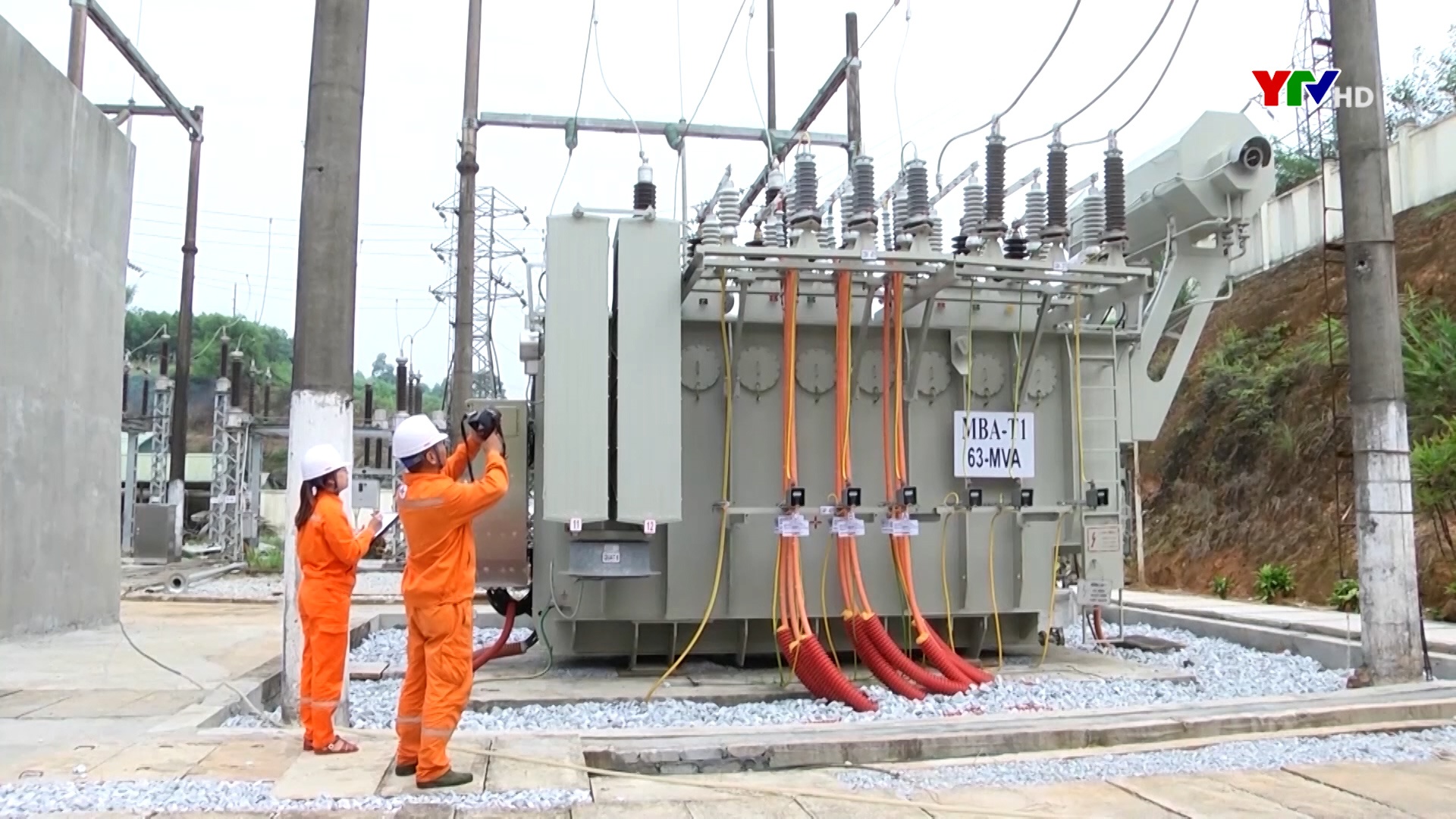 Điện lực Yên Bình đảm bảo cấp điện ổn định liên tục và an toàn dịp Tết Nguyên đán 2024