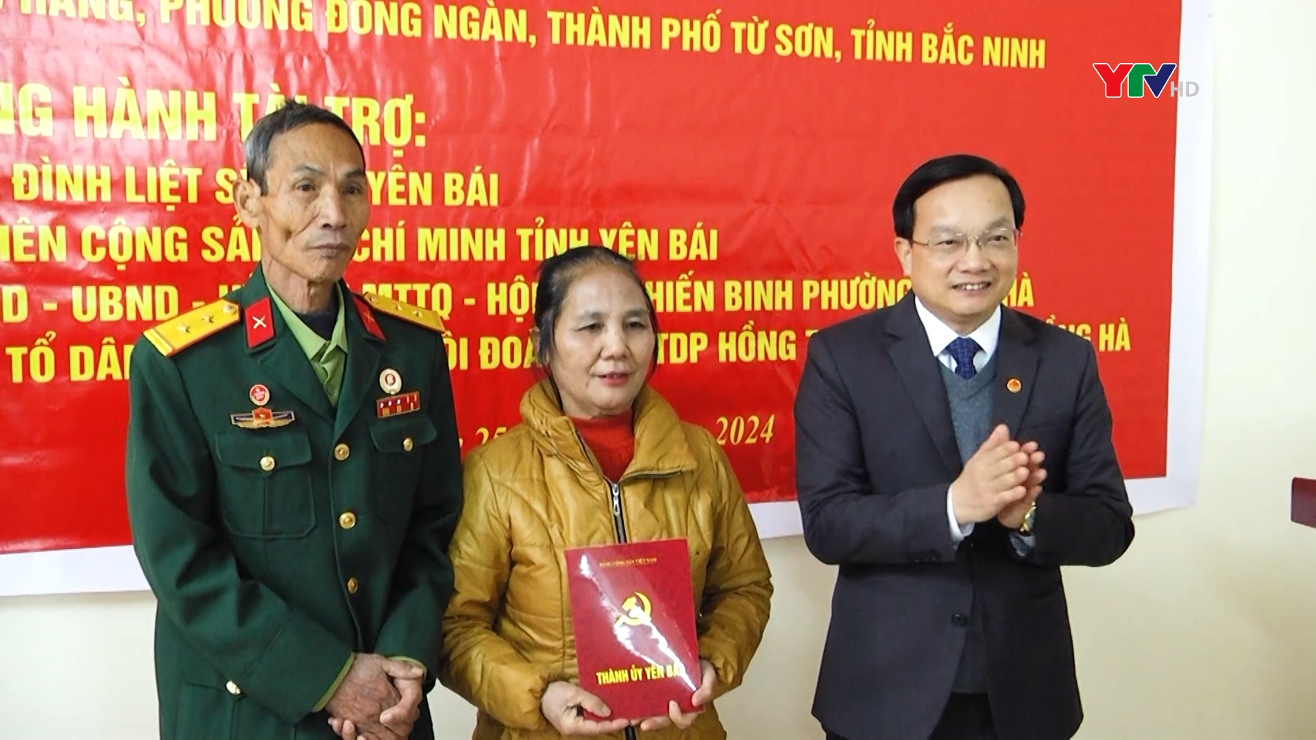 Hội Hỗ trợ gia đình liệt sĩ tỉnh bàn giao 3 nhà tình nghĩa tại thành phố Yên Bái và huyện Trấn Yên