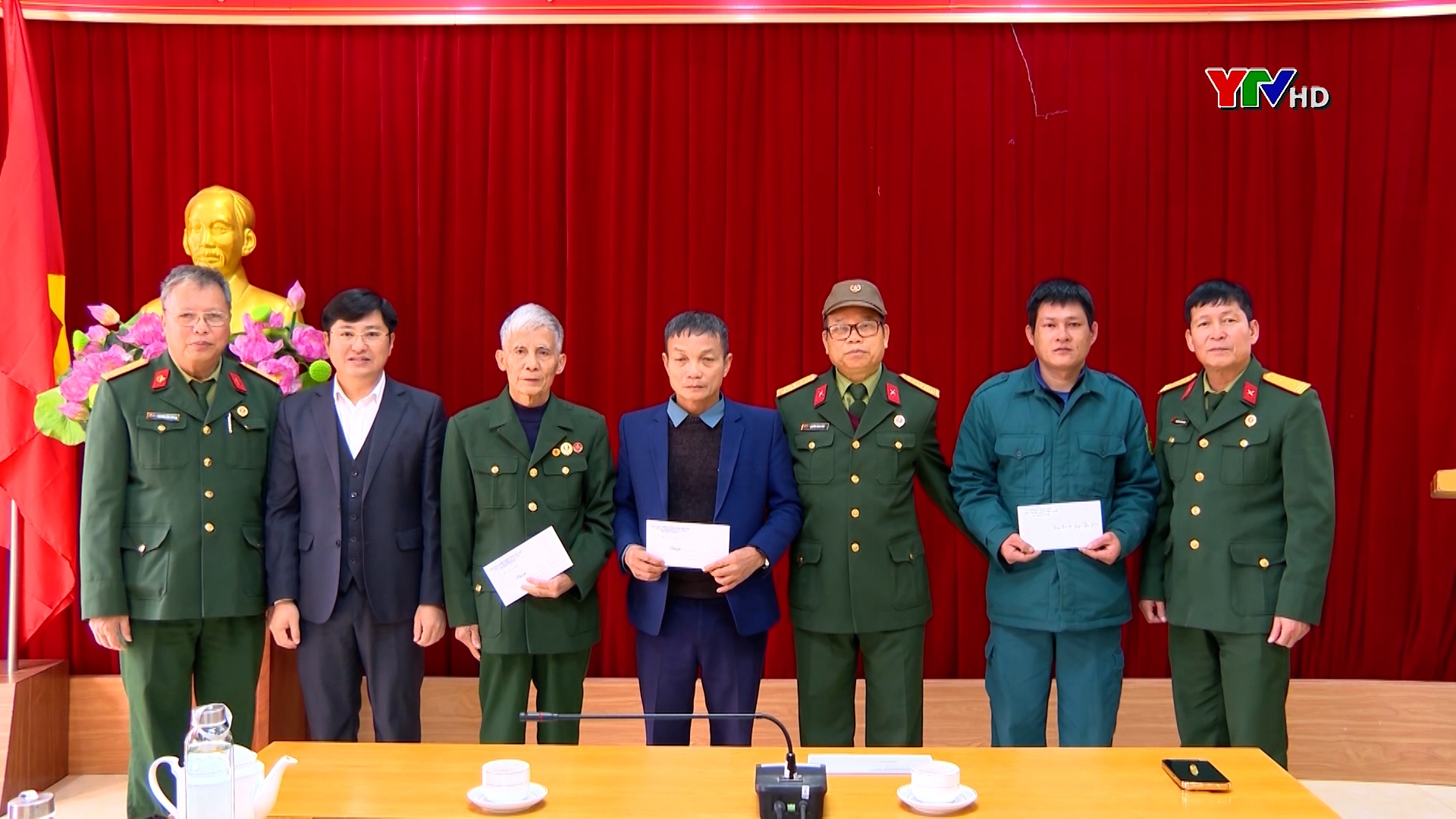 Hội Cựu chiến binh tỉnh tặng quà hội viên nhiễm chất độc da cam/dioxin