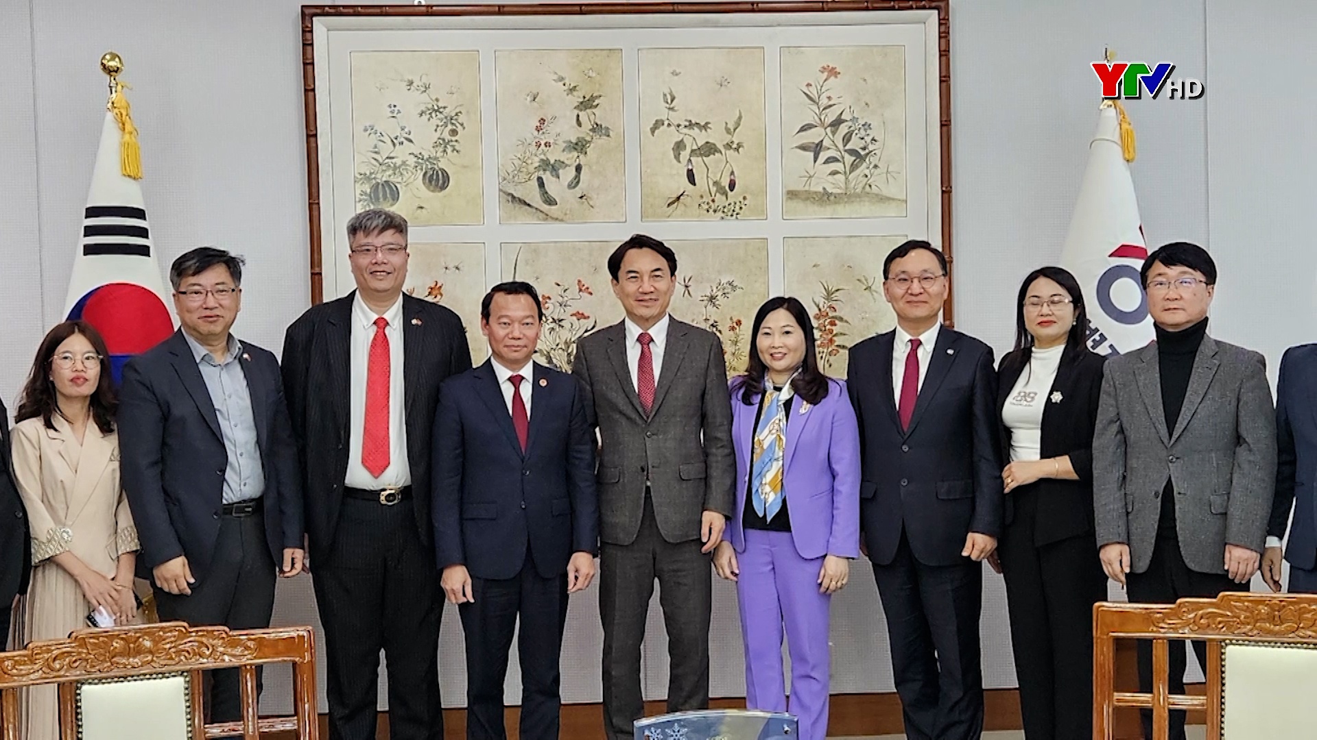 Đồng chí Bí thư Tỉnh ủy Đỗ Đức Duy hội kiến Thống đốc tỉnh Gangwon, Hàn Quốc