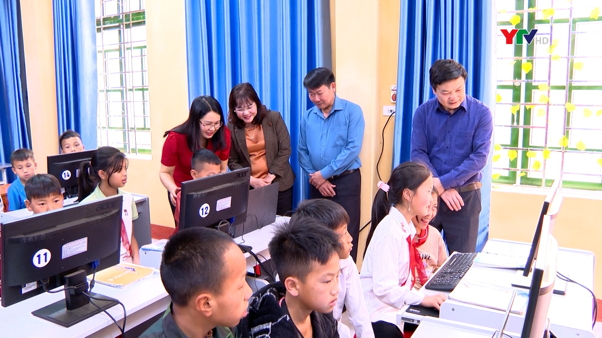 HĐND tỉnh khảo sát công tác GD-ĐT tại huyện Mù Cang Chải
