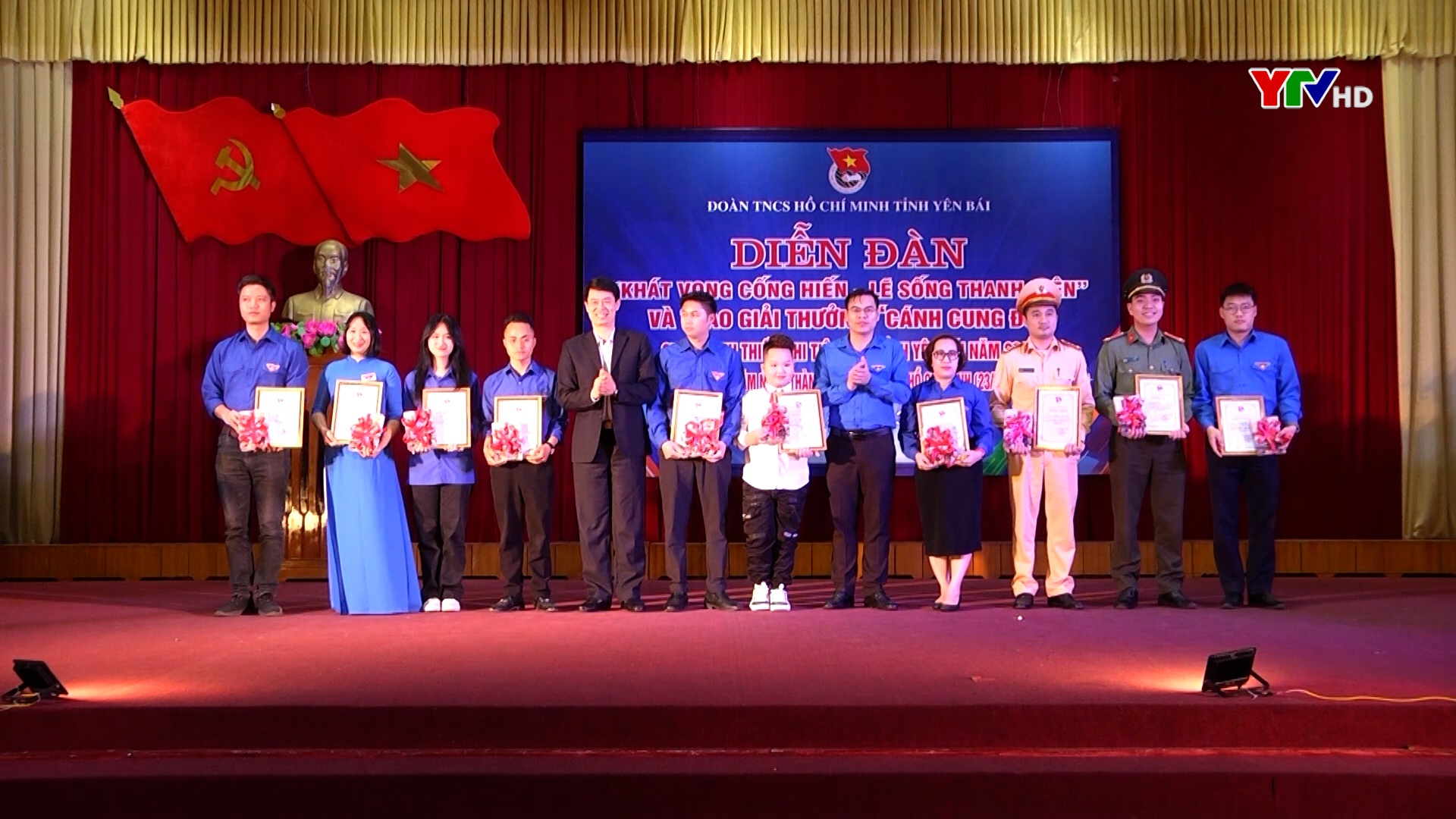 Yên Bái tổ chức Diễn đàn thanh niên và trao Giải thưởng “Cánh cung đỏ” 2024