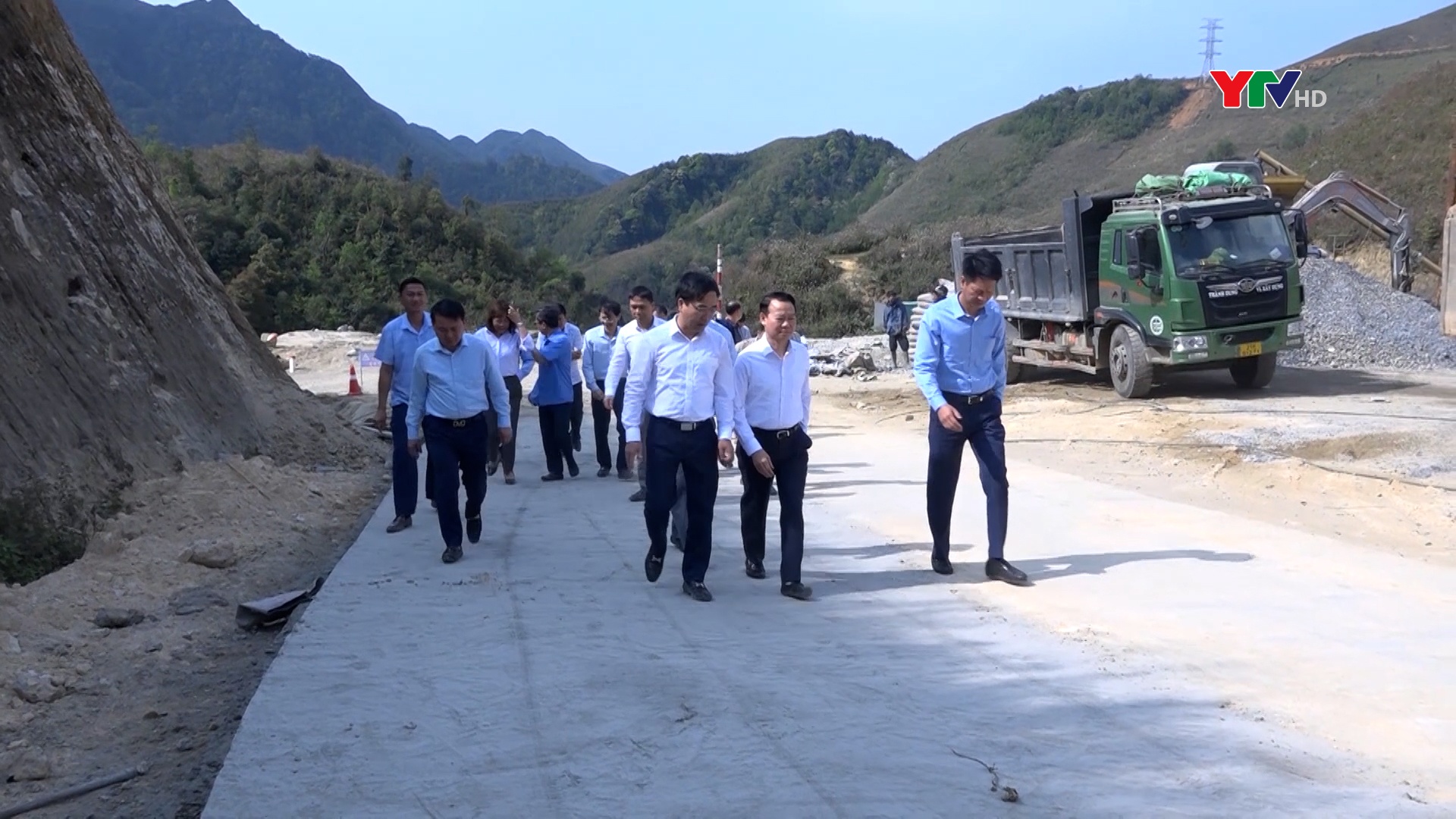 Đồng chí Bí thư Tỉnh ủy Đỗ Đức Duy kiểm tra tuyến đường Trạm Tấu – Bắc Yên