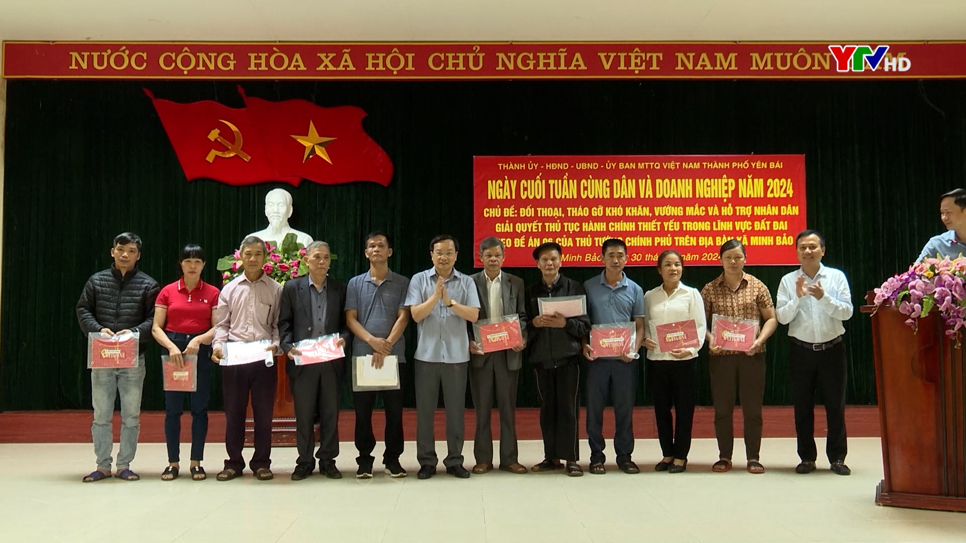 Thành phố Yên Bái: Hỗ trợ nhân dân giải quyết thủ tục hành chính thiết yếu trong lĩnh vực đất đai trên địa bàn xã Minh Bảo