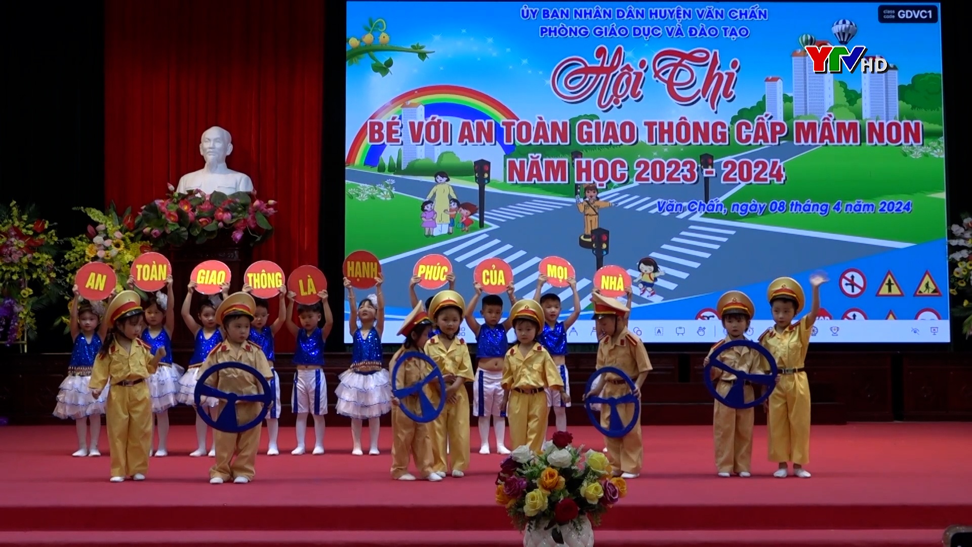 Văn Chấn và Văn Yên tổ chức thành công Hội thi "Bé mầm non với an toàn giao thông" năm học 2023-2024