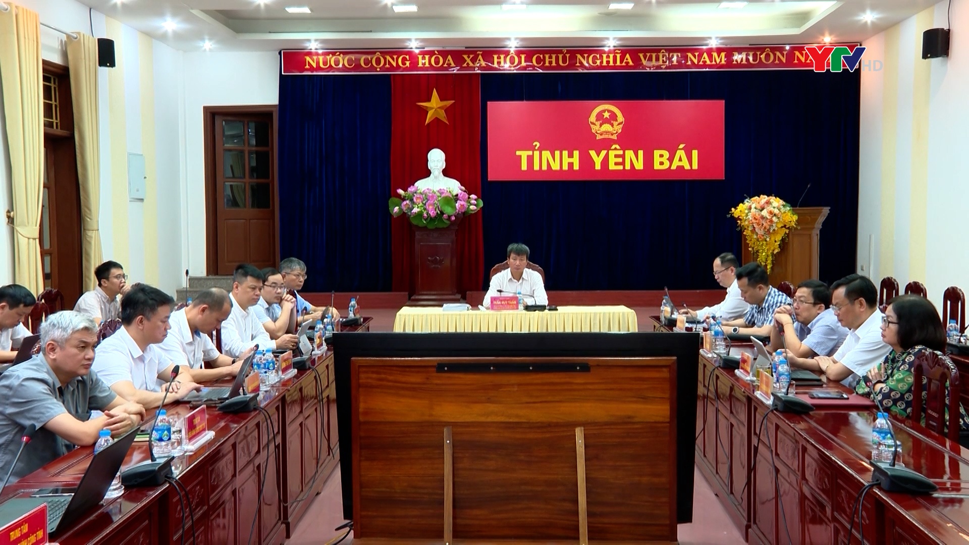 Đồng chí Chủ tịch UBND tỉnh Trần Huy Tuấn dự Hội nghị trực tuyến Phiên họp lần thứ 8 Ủy ban Quốc gia về chuyển đổi số