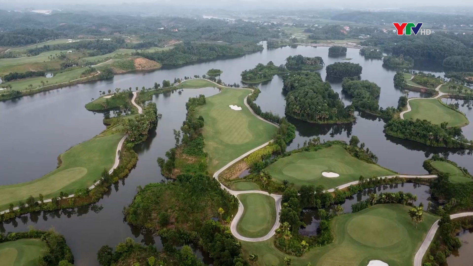 Sân golf  Ngôi sao Yên Bái sắp khai trương