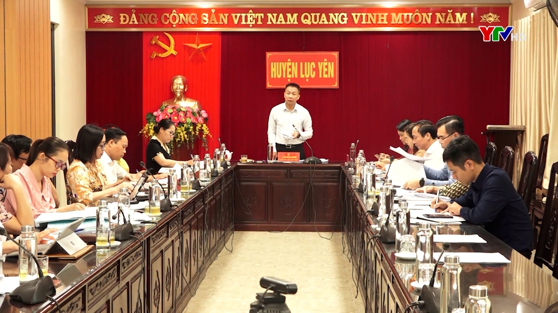 Đồng chí Phó Chủ tịch HĐND tỉnh Vũ Quỳnh Khánh giám sát việc thực hiện các nghị quyết của HĐND tỉnh tại Lục Yên