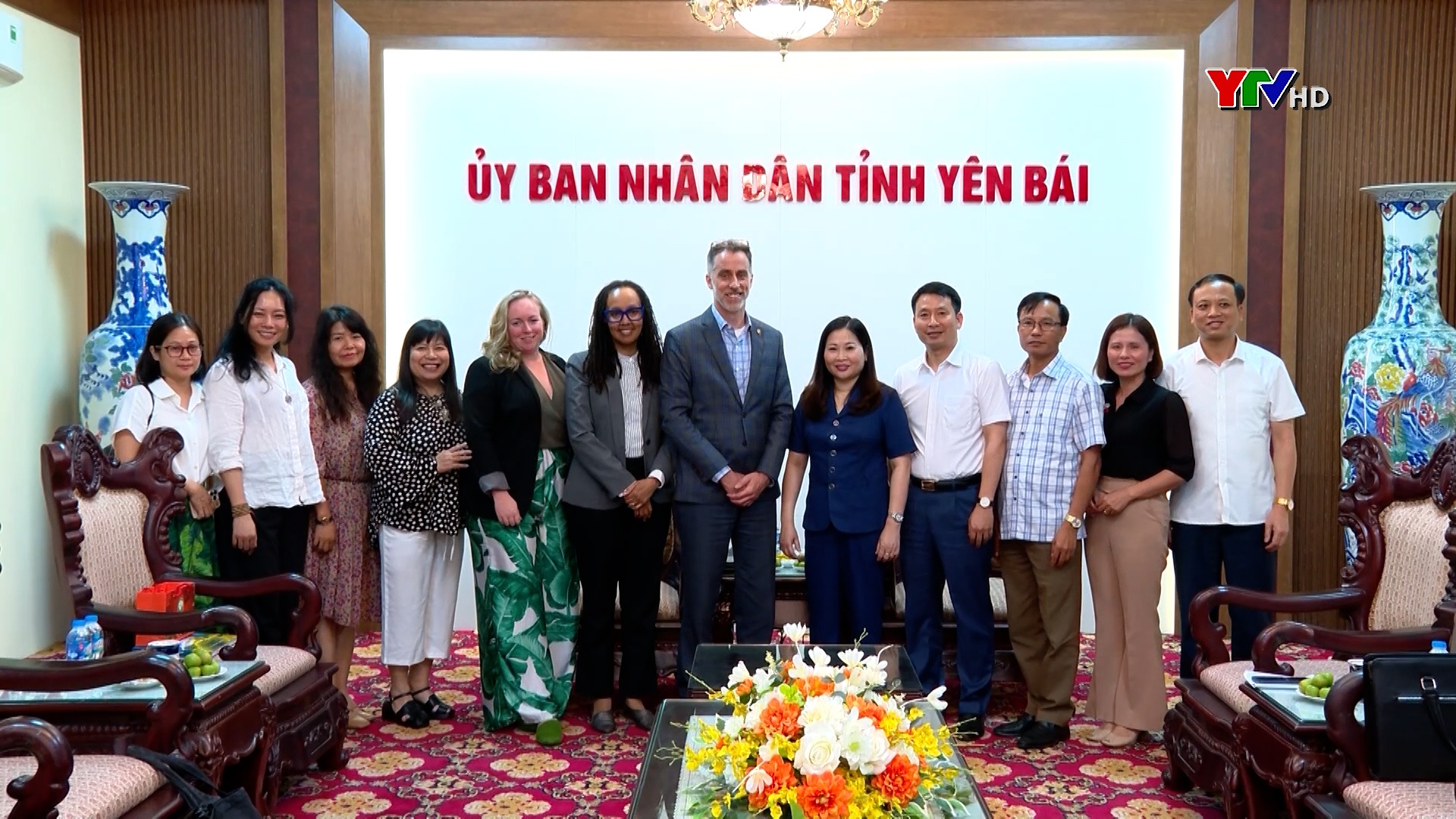 Đoàn công tác của Đại sứ quán Canada tại Việt Nam chào xã giao lãnh đạo tỉnh Yên Bái