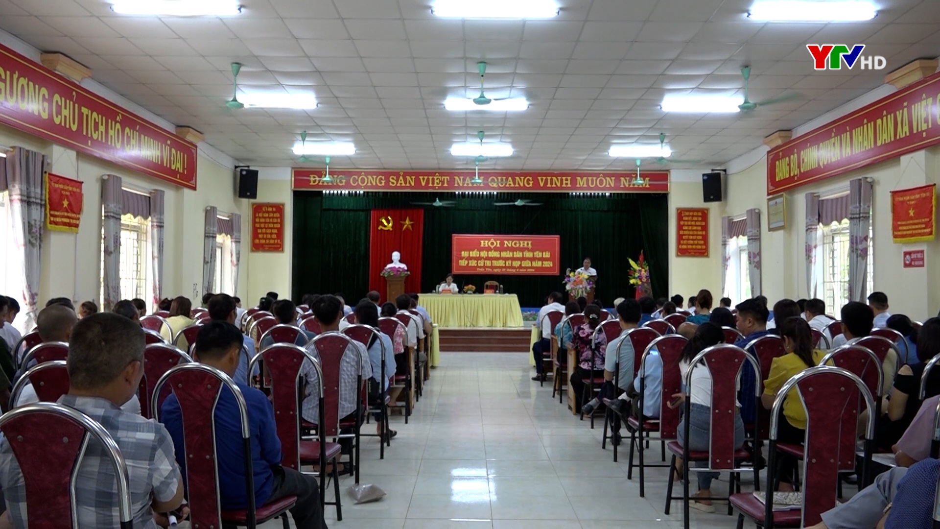 Tổ Đại biểu HĐND tỉnh tiếp xúc cử tri 5 xã của huyện Trấn Yên