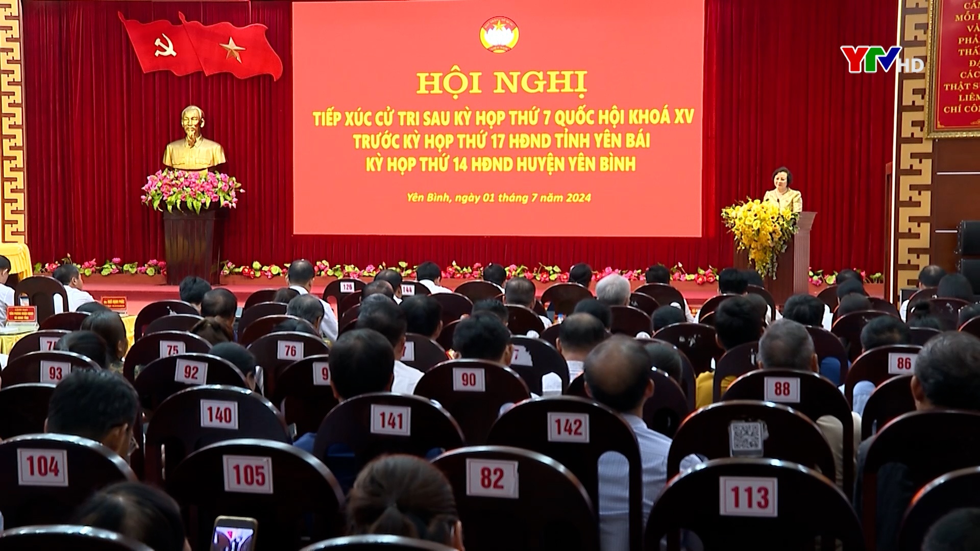 Bộ trưởng Bộ Nội vụ Phạm Thị Thanh Trà tiếp xúc cử tri huyện Yên Bình