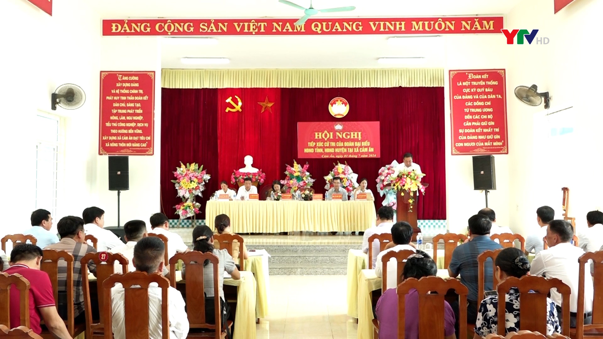 Tổ đại biểu HĐND tỉnh tiếp xúc cử tri huyện Yên Bình
