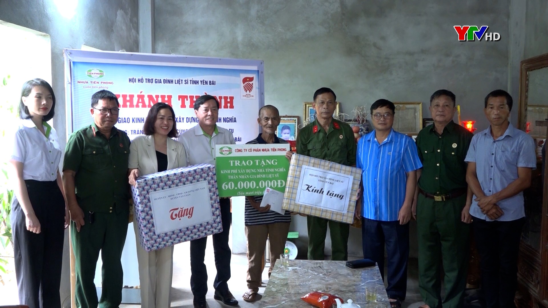 Hội Hỗ trợ gia đình liệt sĩ tỉnh trao kinh phí hỗ trợ xây nhà tình nghĩa tại xã Tân Thịnh, huyện Văn Chấn