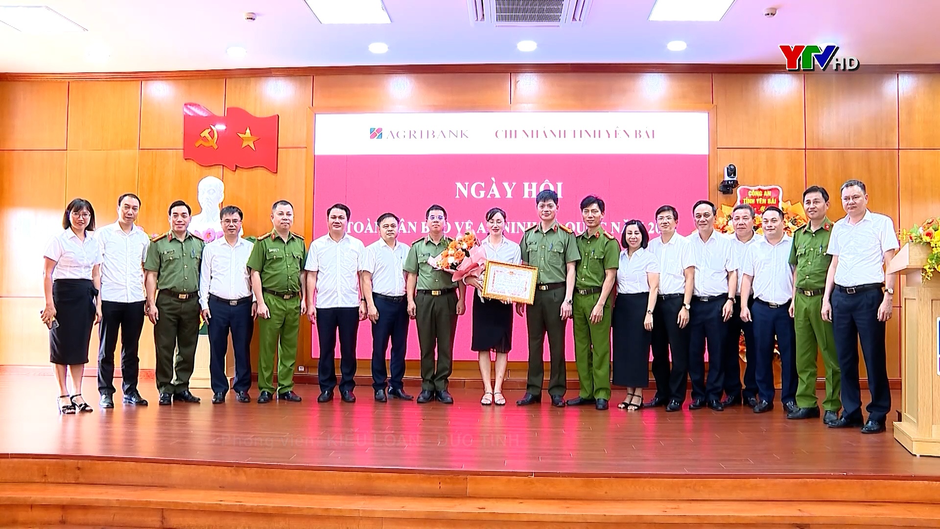 Agribank chi nhánh tỉnh Yên Bái tổ chức nhiều hoạt động trong Ngày hội toàn dân bảo vệ an ninh Tổ quốc năm 2024