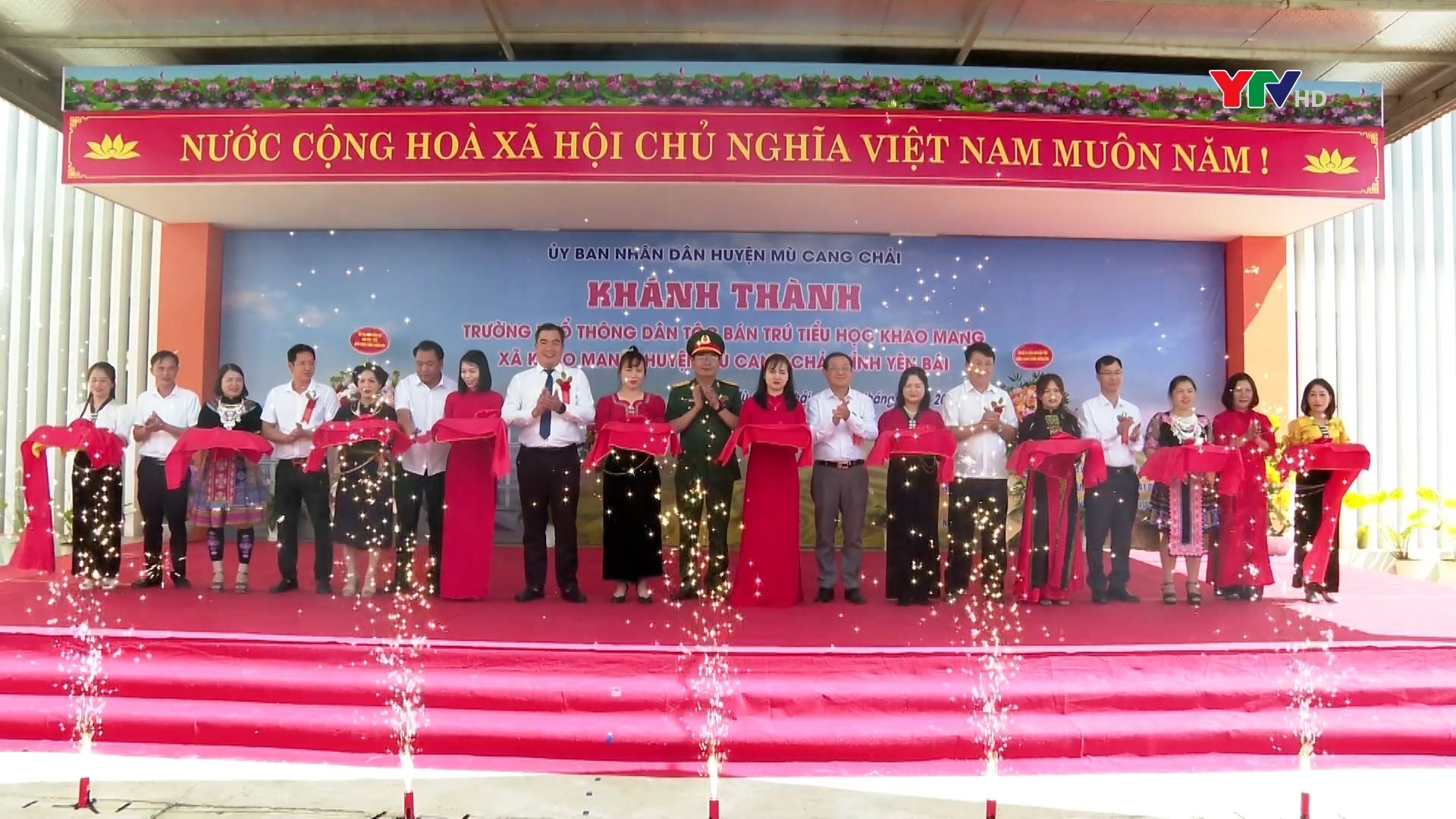 Mù Cang Chải khánh thành trường Phổ thông DTBT Tiểu học xã Khao Mang